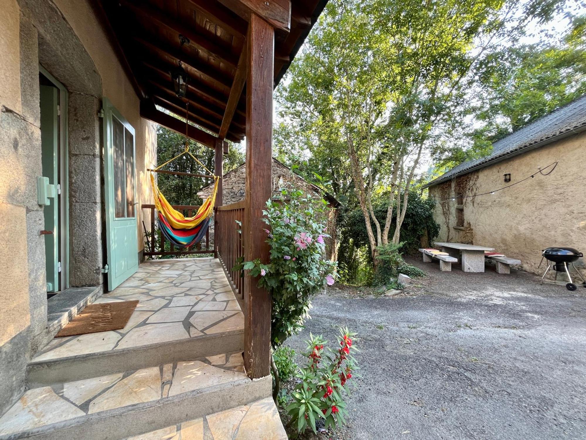 Parenthese En Foret - Lodge Baliveau Le Bez  ภายนอก รูปภาพ